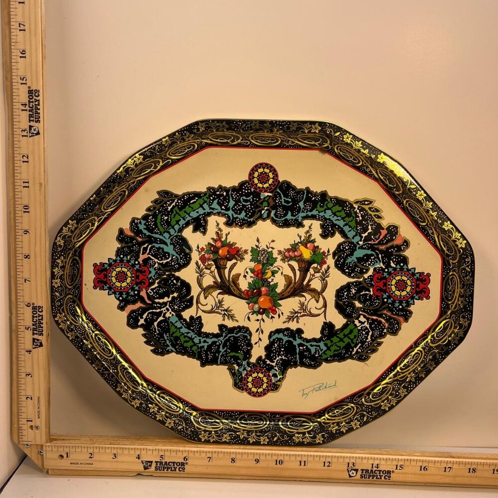 Daher Decorated Ware Serving Tray Designed by Daher Vintage 1970s Hand-Painted